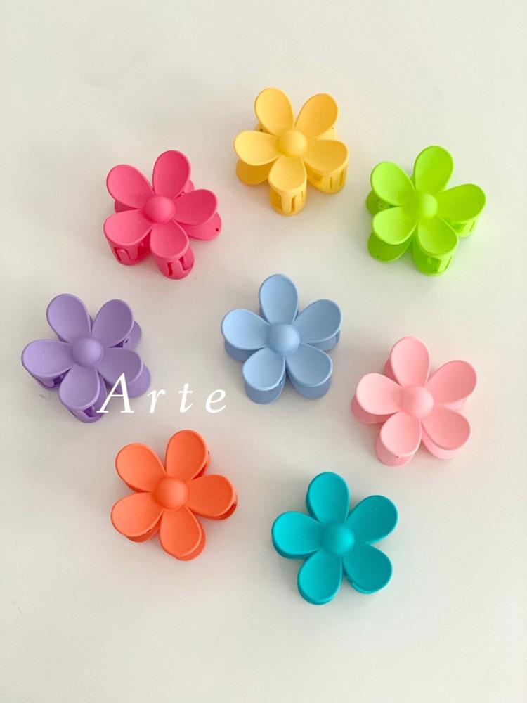 데이지 꽃 플라워 빅 집게핀 올림머리 반묶음 유럽 집게핀 인싸템