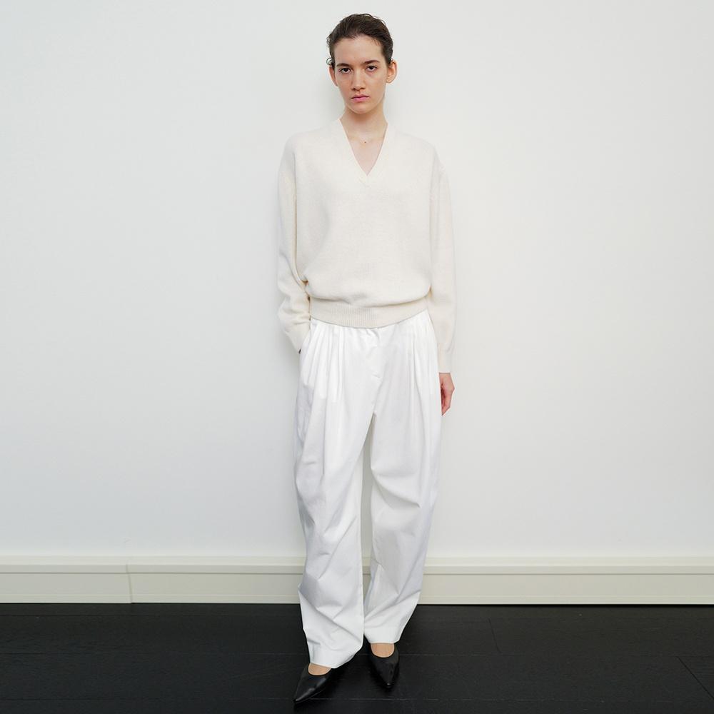 Cotton Volume Tuck Pants in Ivory