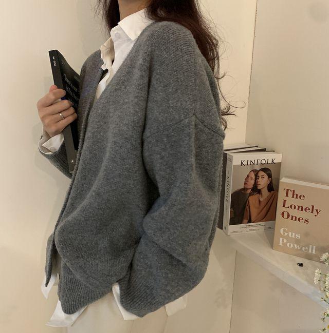 베이직 맥코이캐시 브이오버핏가디건_302호