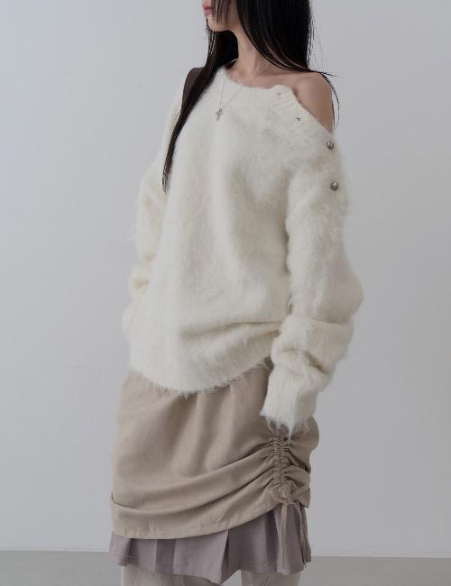 antique button over knit