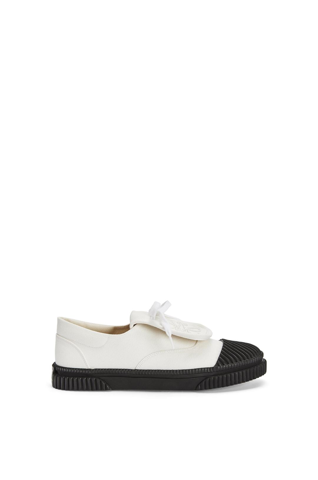 Anagram flap sneaker in canvas