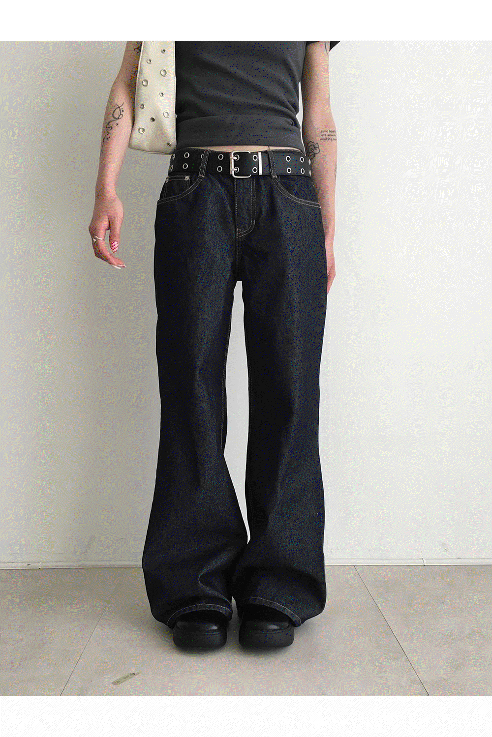 로우라이즈 생지 루즈 부츠컷 팬츠