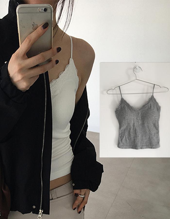 유어즈 Lunet Lace Bralette Top 루넷 레이스 탑 (패드내장)