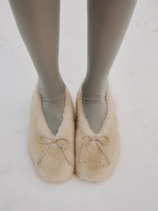 [단독]SNOA FUR FLAT SHOES [IVORY]