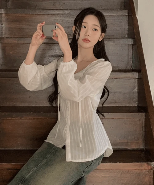 [봄신상❤️] 플로아 레이스 펀칭 블라우스 3colors