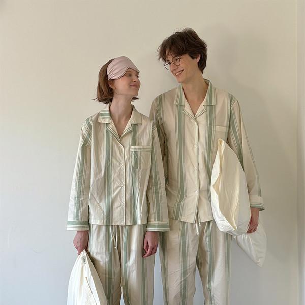 (uni) 미드나잇인파리 스트라이프 파자마 세트 올리브