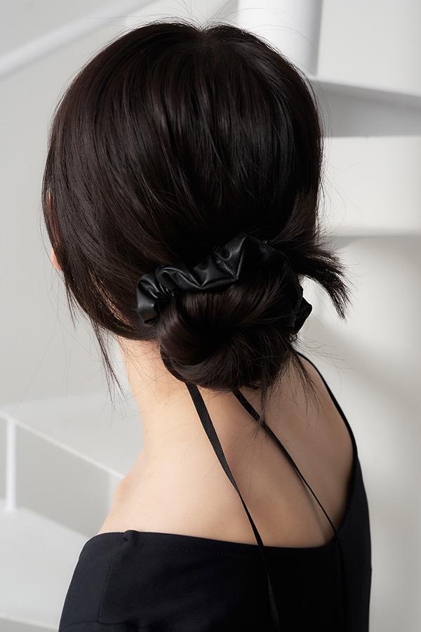 leather hair tie - black