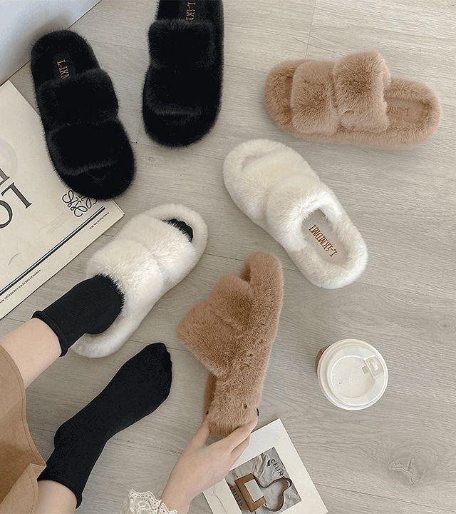 보송보송 겨울 털 슬리퍼