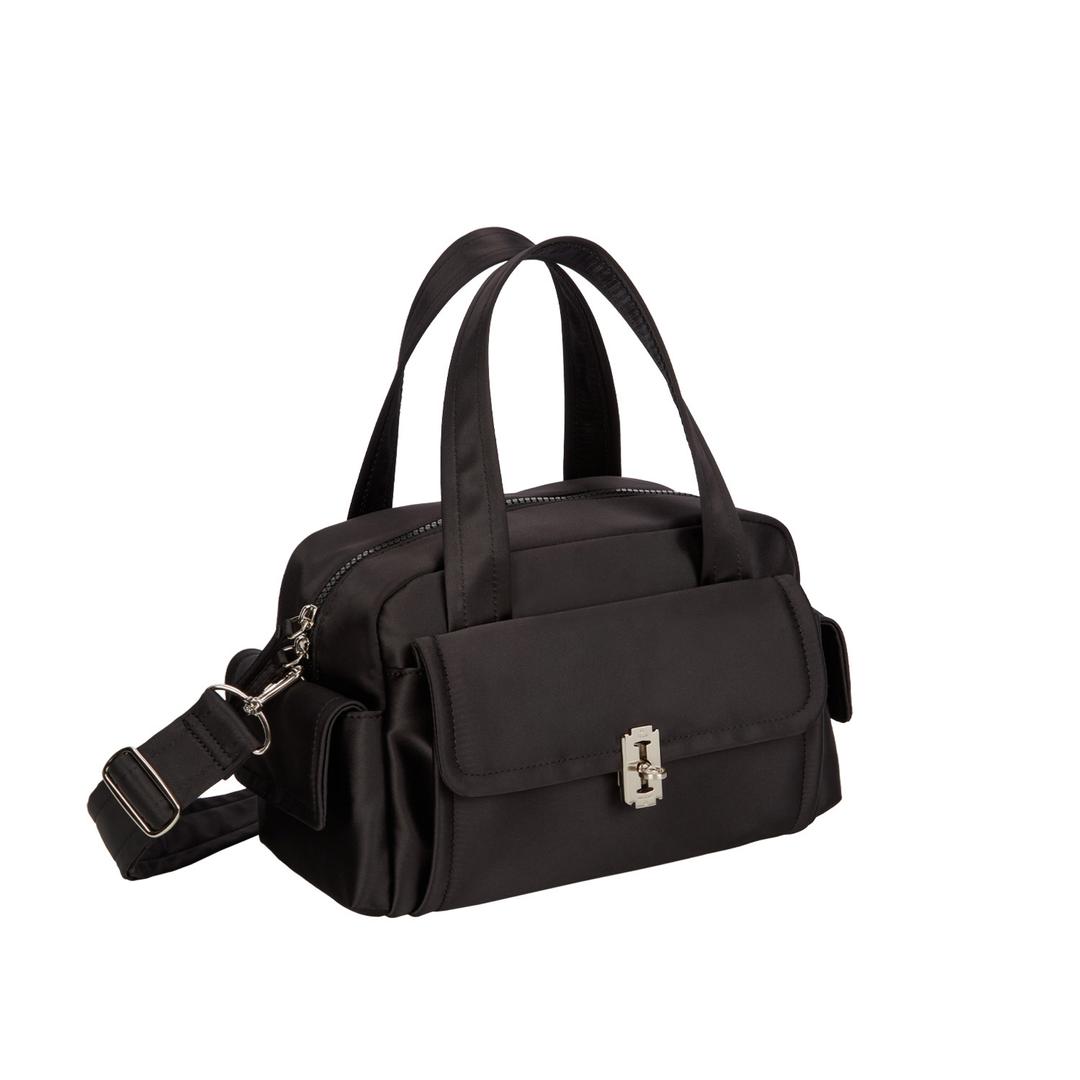 Perfec Light Poche Tote S (퍼펙 라이트 포슈 토트 스몰) Black