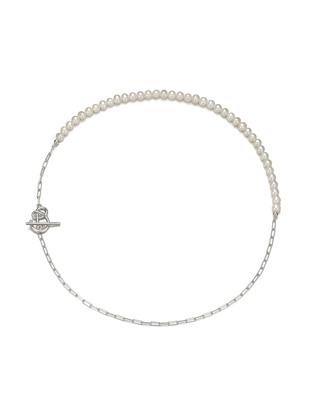 Essential Toggle Pearl Necklace (White)