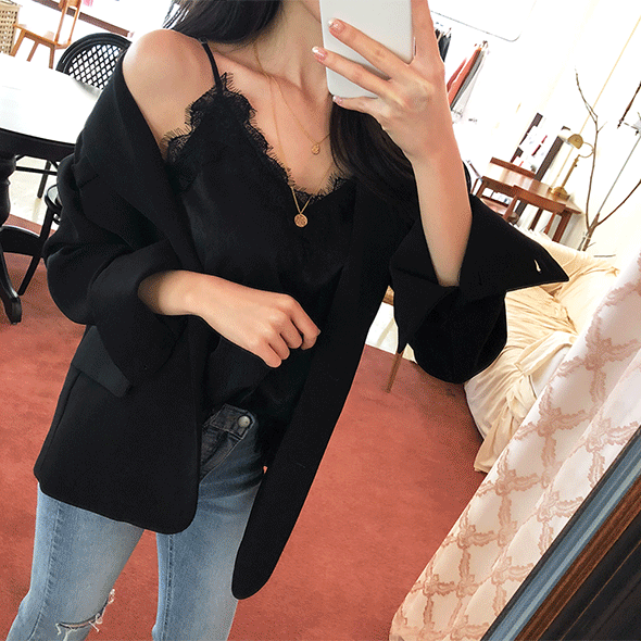 헤라 레이스 뷔스티에 슬리브리스