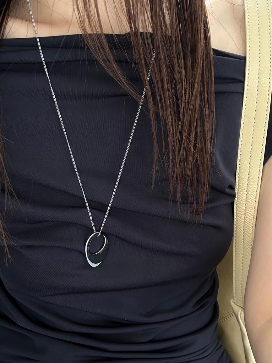 뮤로우 MATTE DOUBLE PENDANT NECKLACE