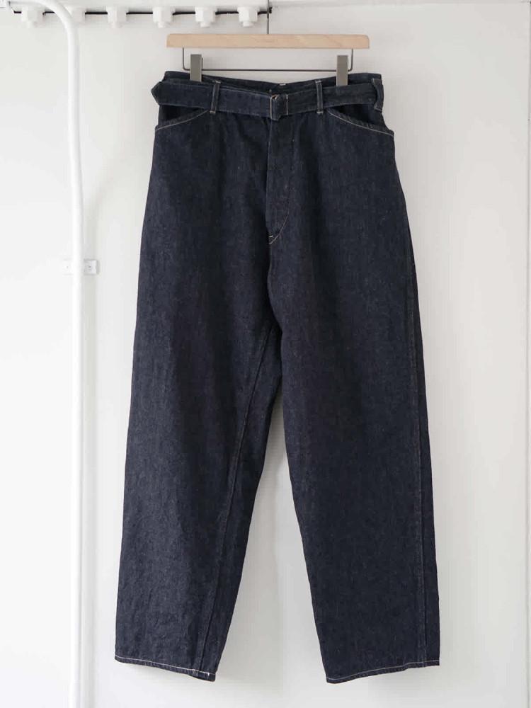 COMOLI 코모리 데님 벨트 팬츠 DENIM BELTED PANTS Y03-03001