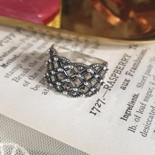 블랙 레이스 앤틱 마카사이트 반지