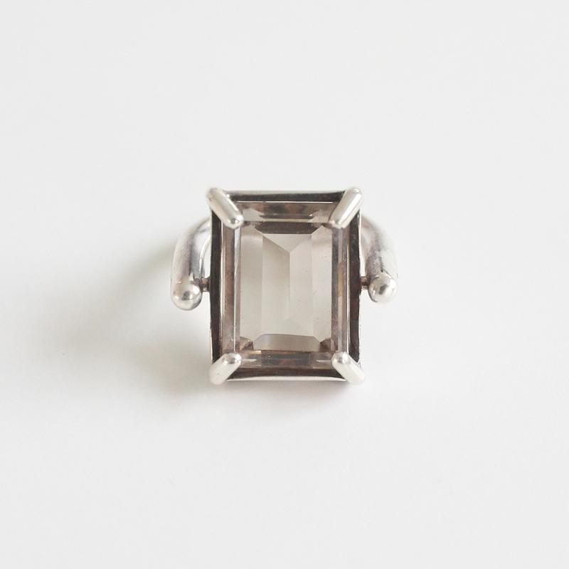 Smoky Window Ring