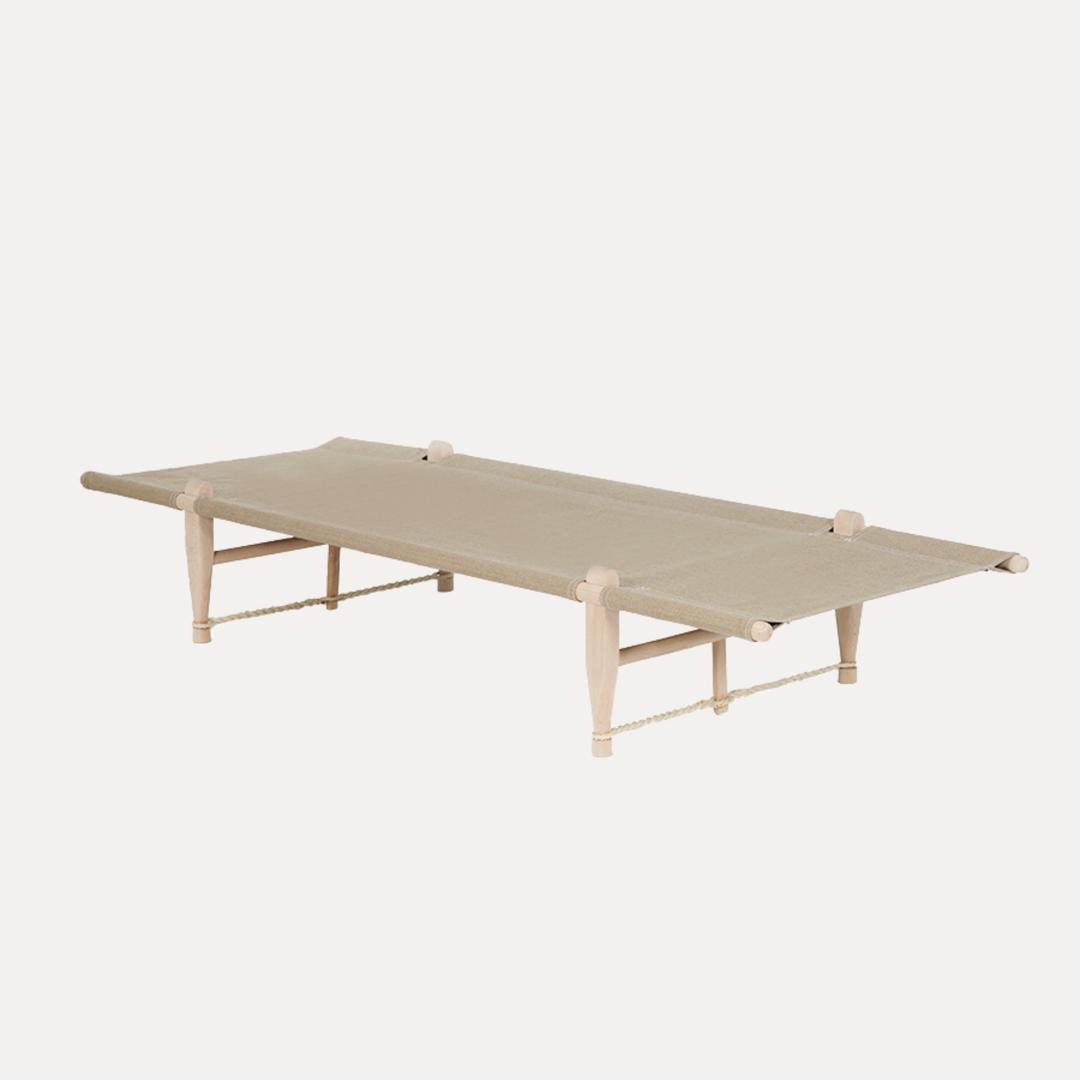 [스코브쇼브 모벨페브릭] OGK Daybed — Natural