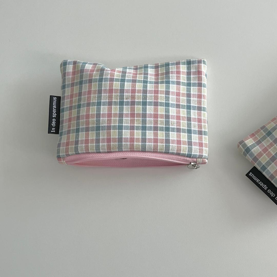 핑크그레이 체크 파우치(Pink gray check pouch)