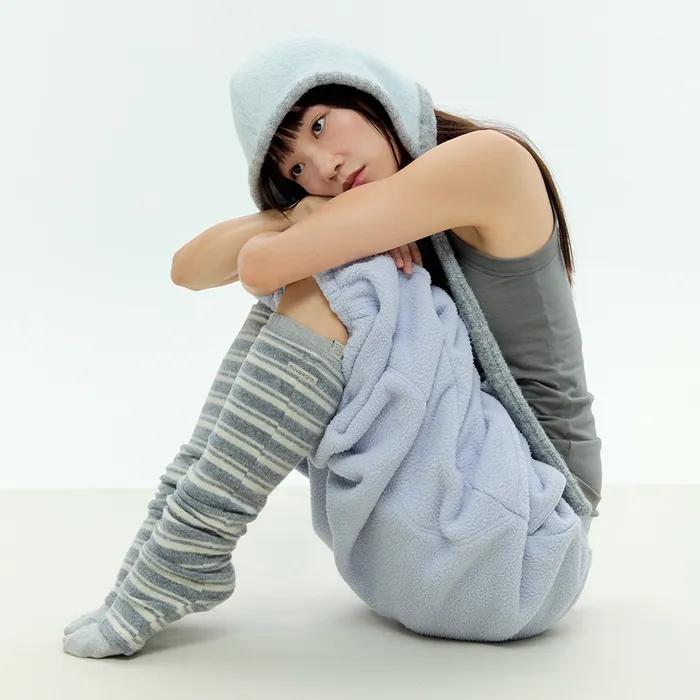 Stripe Knee Socks- 2Colors