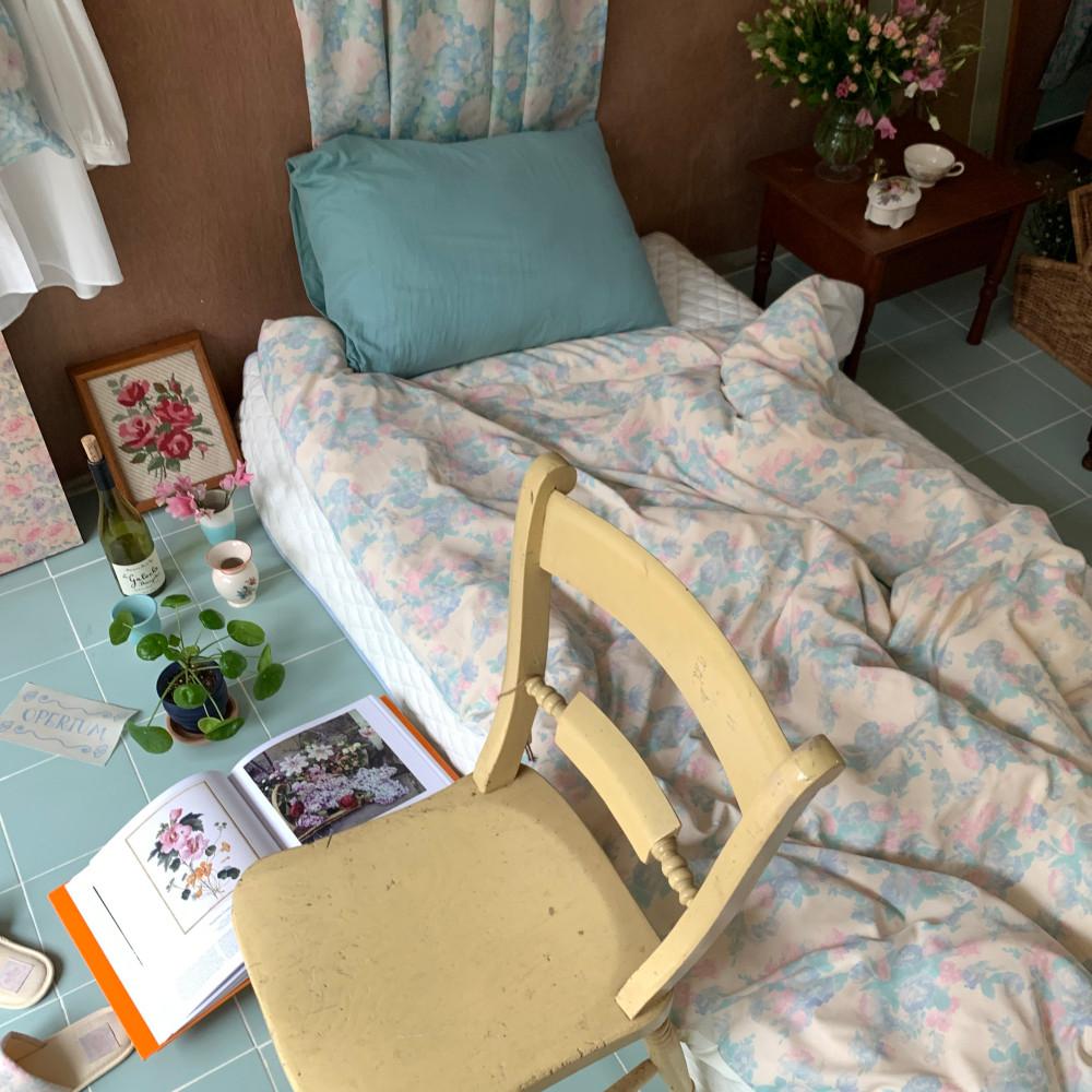 nudy cream floral bedding