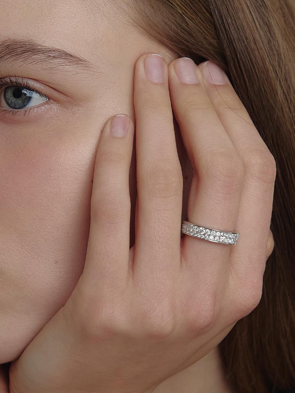 에센스 실버(W) 모이사나이트 더블 웨이브 반지 HL4R61405W9