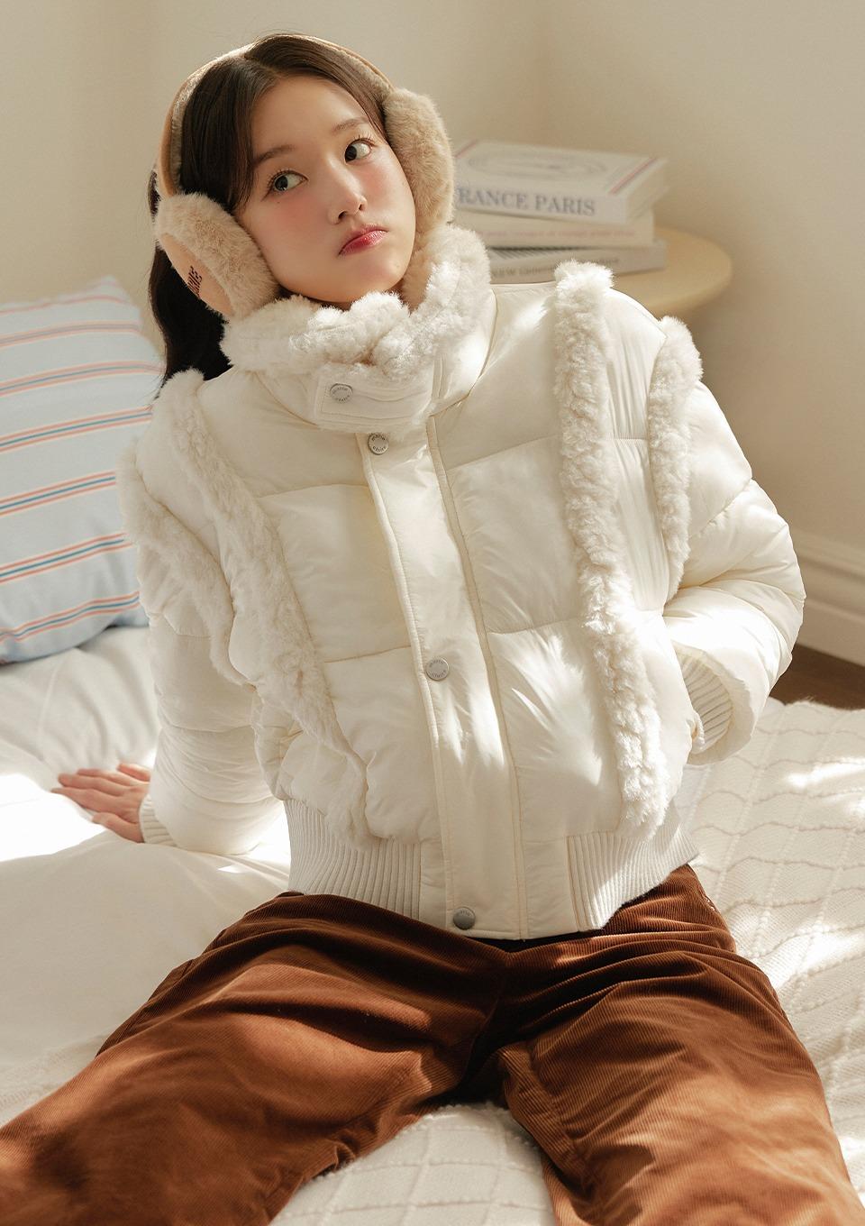 크리미 퍼 배색 숏 패딩(MAFDPD06MIV)