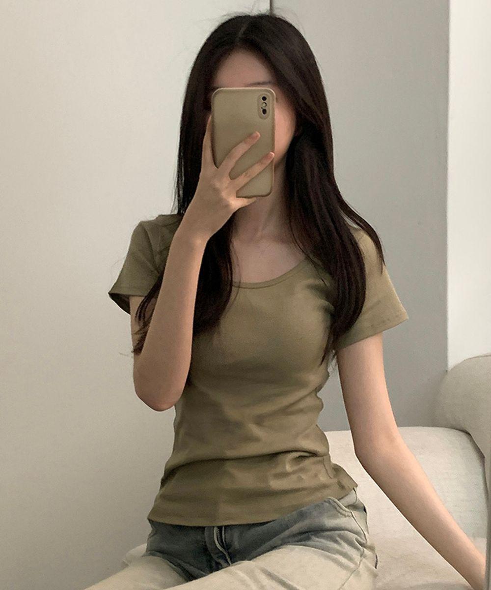 잇쇼제이 [팔뚝커버/넉넉한핏] 블랑 유넥 루즈 반팔 티셔츠 심플 티셔츠 기본 티셔츠 여리여리핏