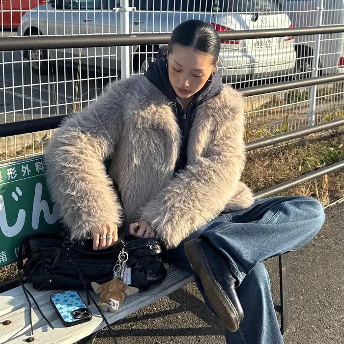 [나연 착용] [43TH RESTOCK] FAUX FUR JACKET - ASH GREY