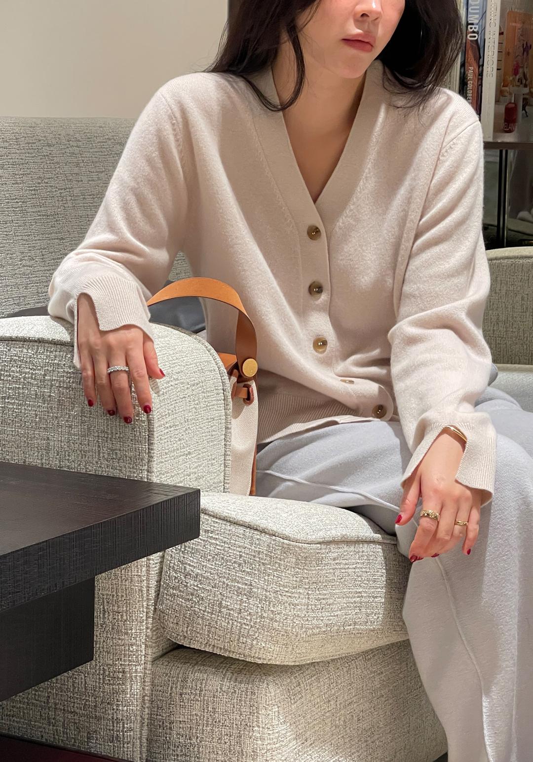 [슈퍼파인 울 100] 미엘 가디건(3col)