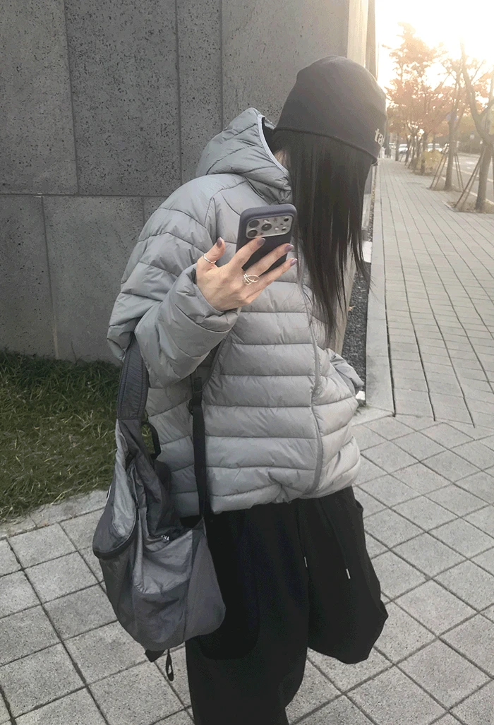 라이트 후드 패딩