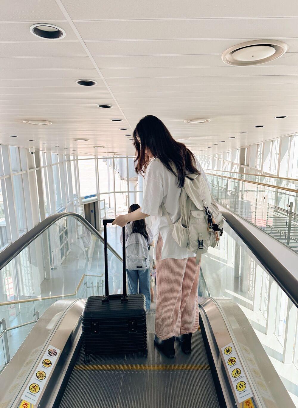 지구공간 X 나드 파일럿 캐리어 기내용 실버 & 블랙