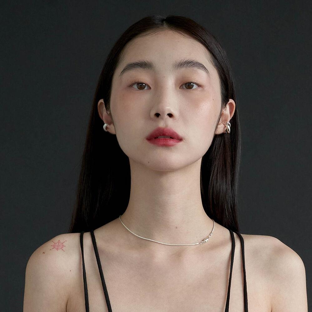 snake magnet necklace