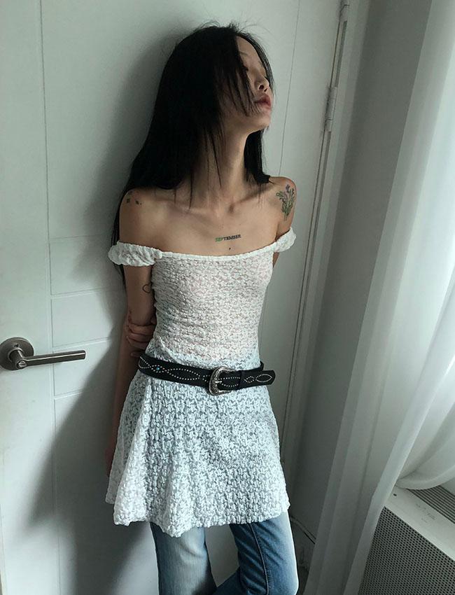 스윙 레이스 시스루 오프숄더 원피스 (3color)