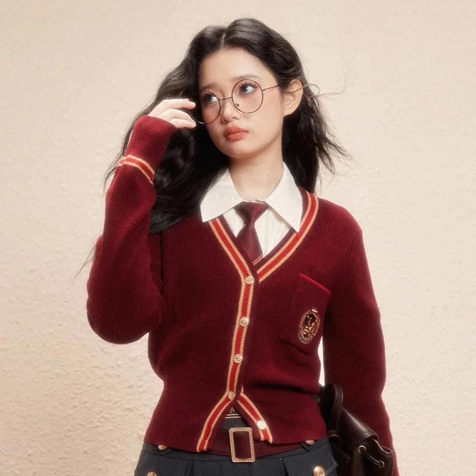 wizard school emblem line tight cardigan