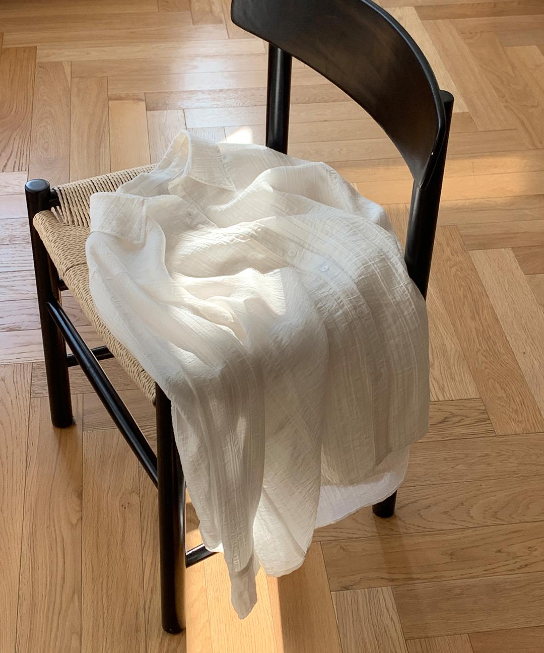 케이클럽 [MADE]메머즈 링클 오버핏 셔츠 (S-M/시스루셔츠/화이트셔츠/봄셔츠/데일리룩/출근룩/캠퍼스룩/벚꽃룩/레이어드)