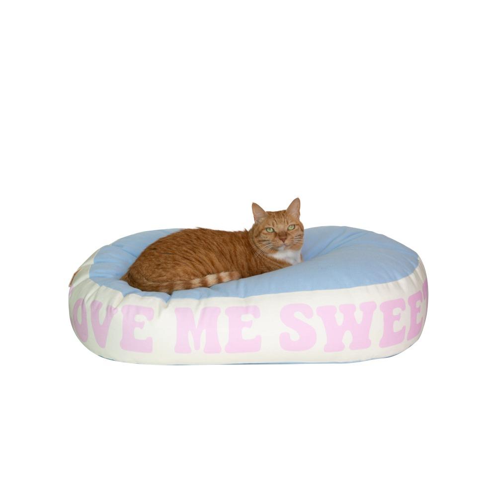 LOVE ME TENDER LOVE ME SWEET - DOUBLE POUF