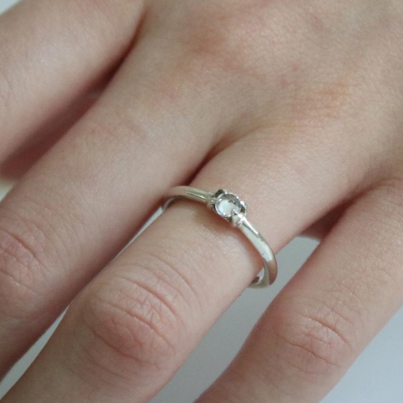 Upside down Ring (뒤집힌 4발 큐빅 스톤링)