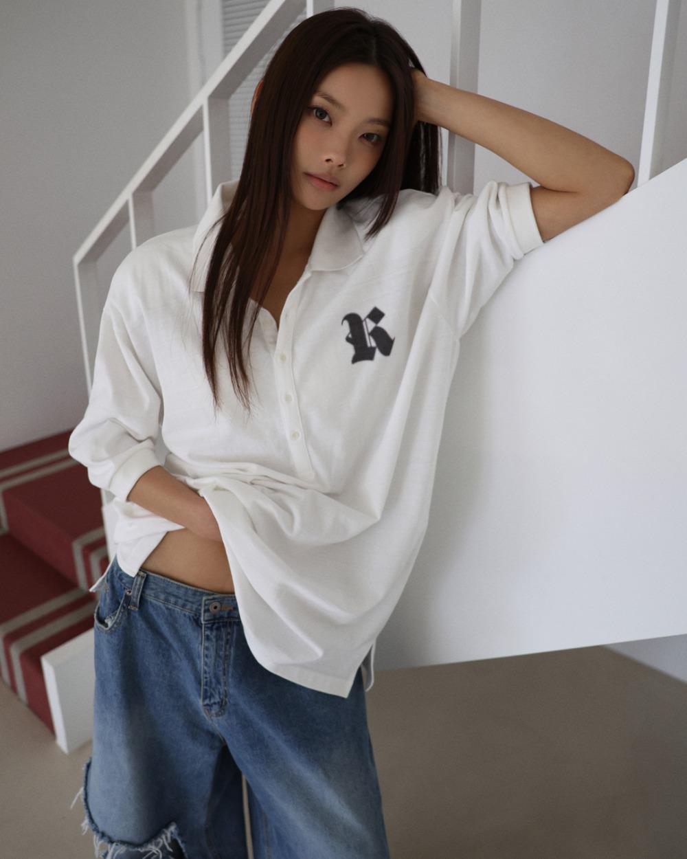 r collar padded t-shirt