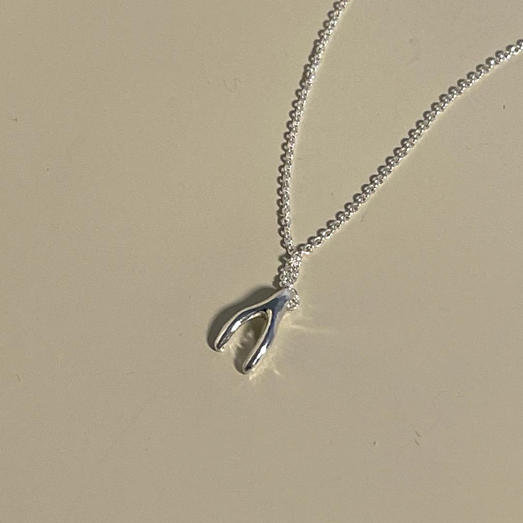 wishbone necklace