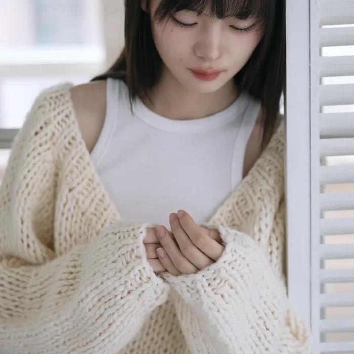 Handmade scoop pullover (vanilla cream)