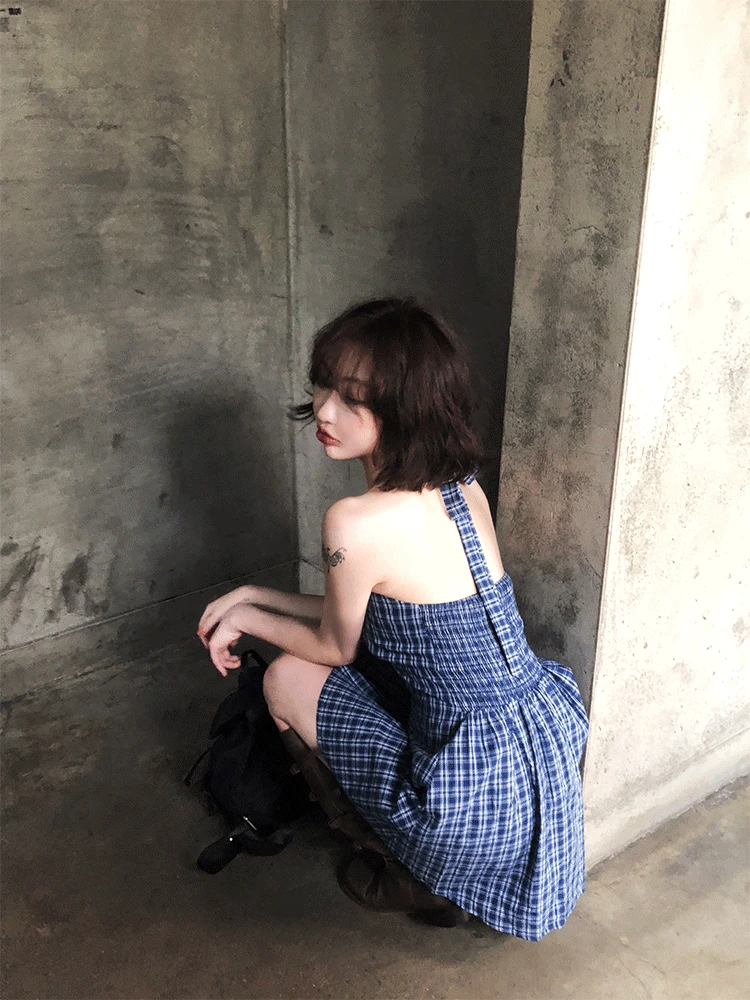 Mona check halter ops