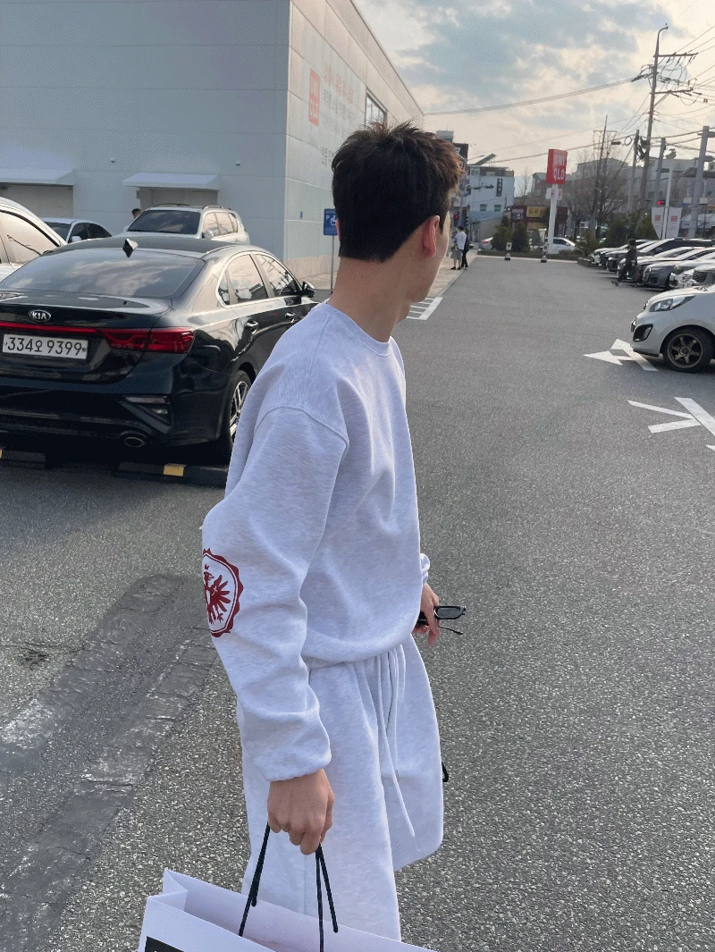 [Best / 주문폭주] SGE sporty crop sweatshirts (2 color)