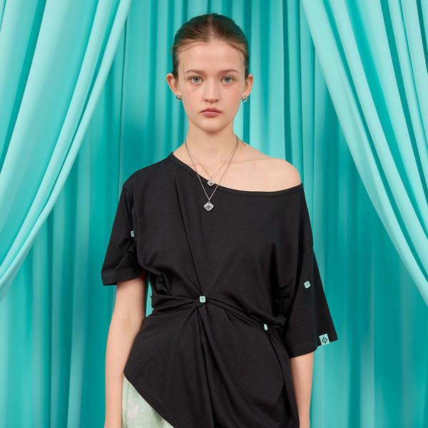 BUTTON T-SHIRT / black
