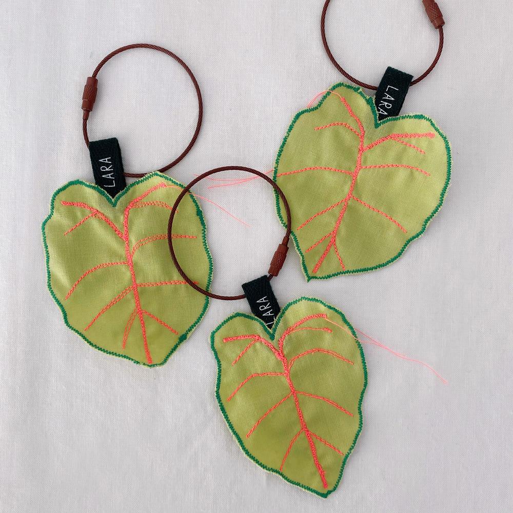 라라 화이트퀸 키링, 책갈피