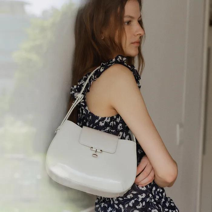 Tilda Flap Bag Small Milk
