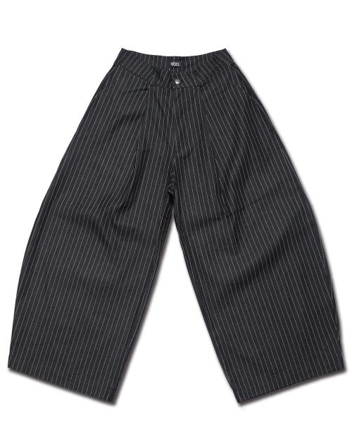 핀와이드 커브팬츠 블랙