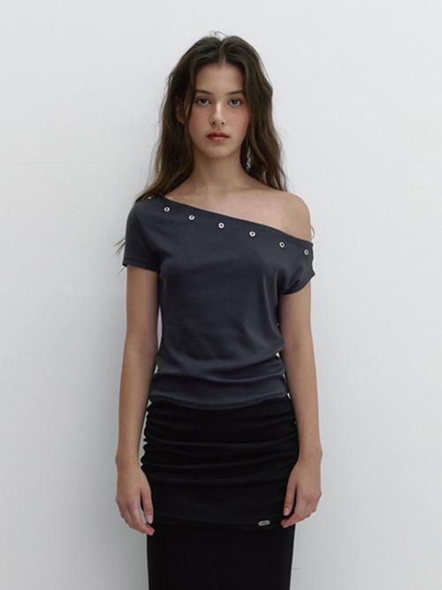 EYELET ONE SHOULDER T (NAVY)