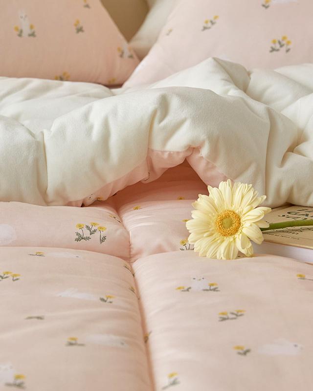 따뜻하고 먼지날림 없는 무브 소프트 세미 극세사 겨울 차렵이불-소프트래빗(SS/Q/K)