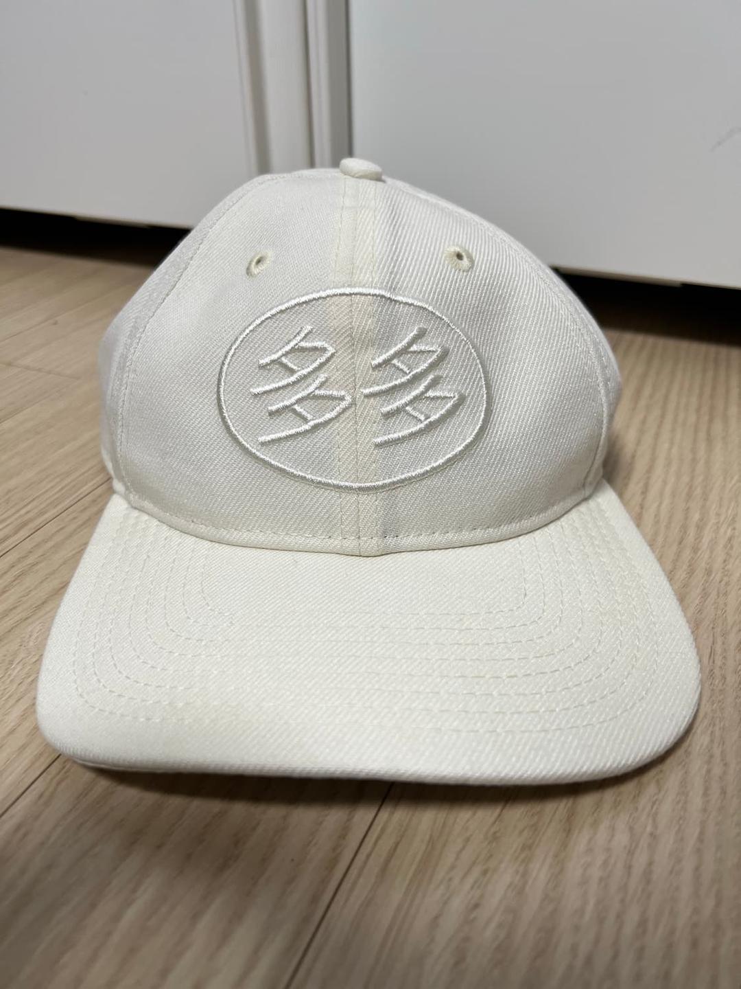 다다이즘 볼캡