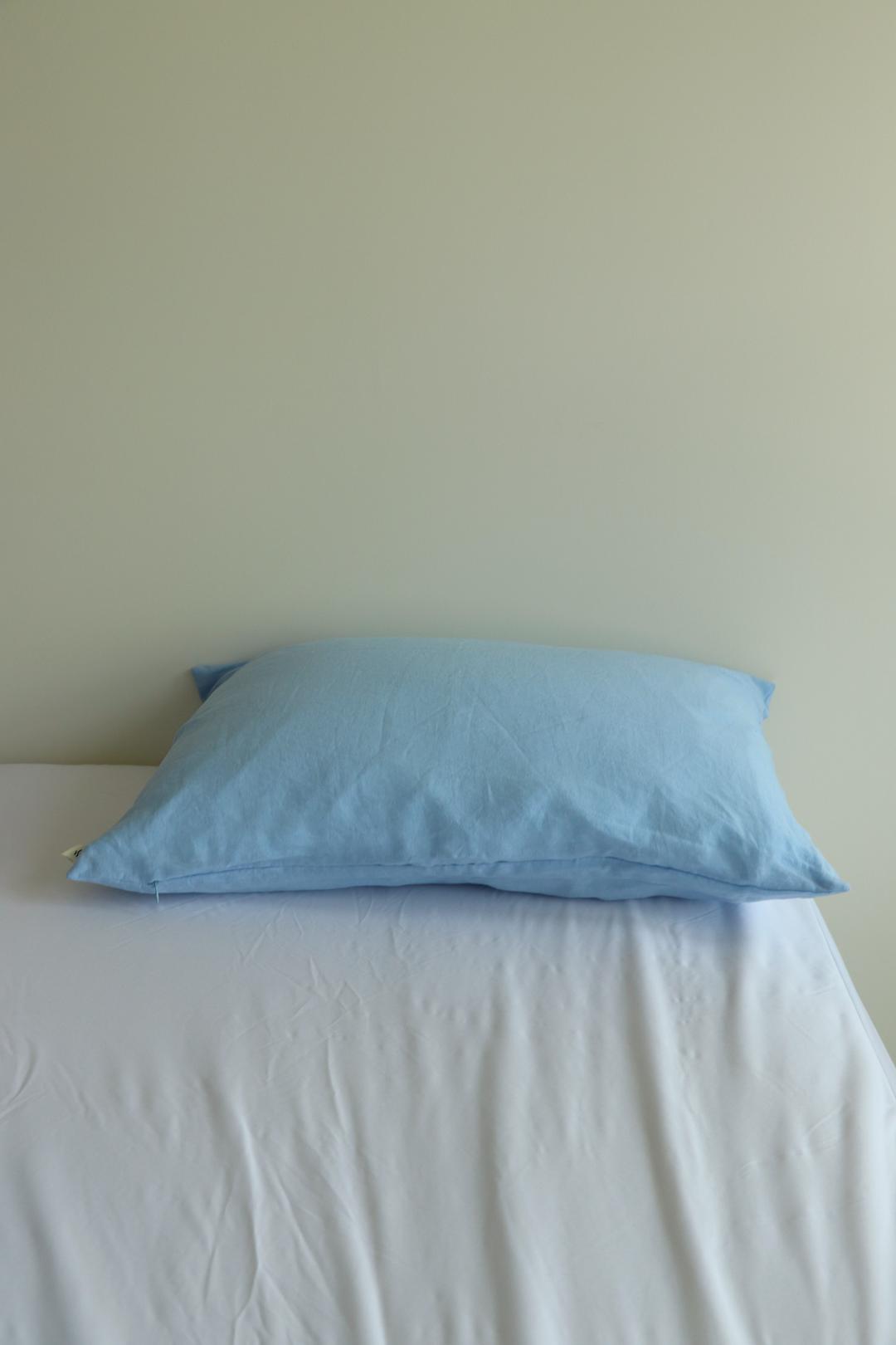 Linen pillow cover (Sky blue)