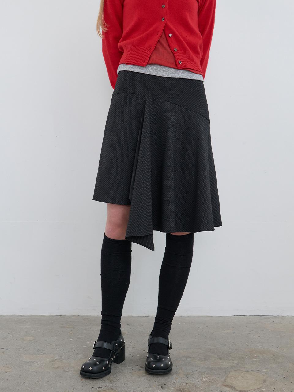 Striped Unbalance Skirt Black